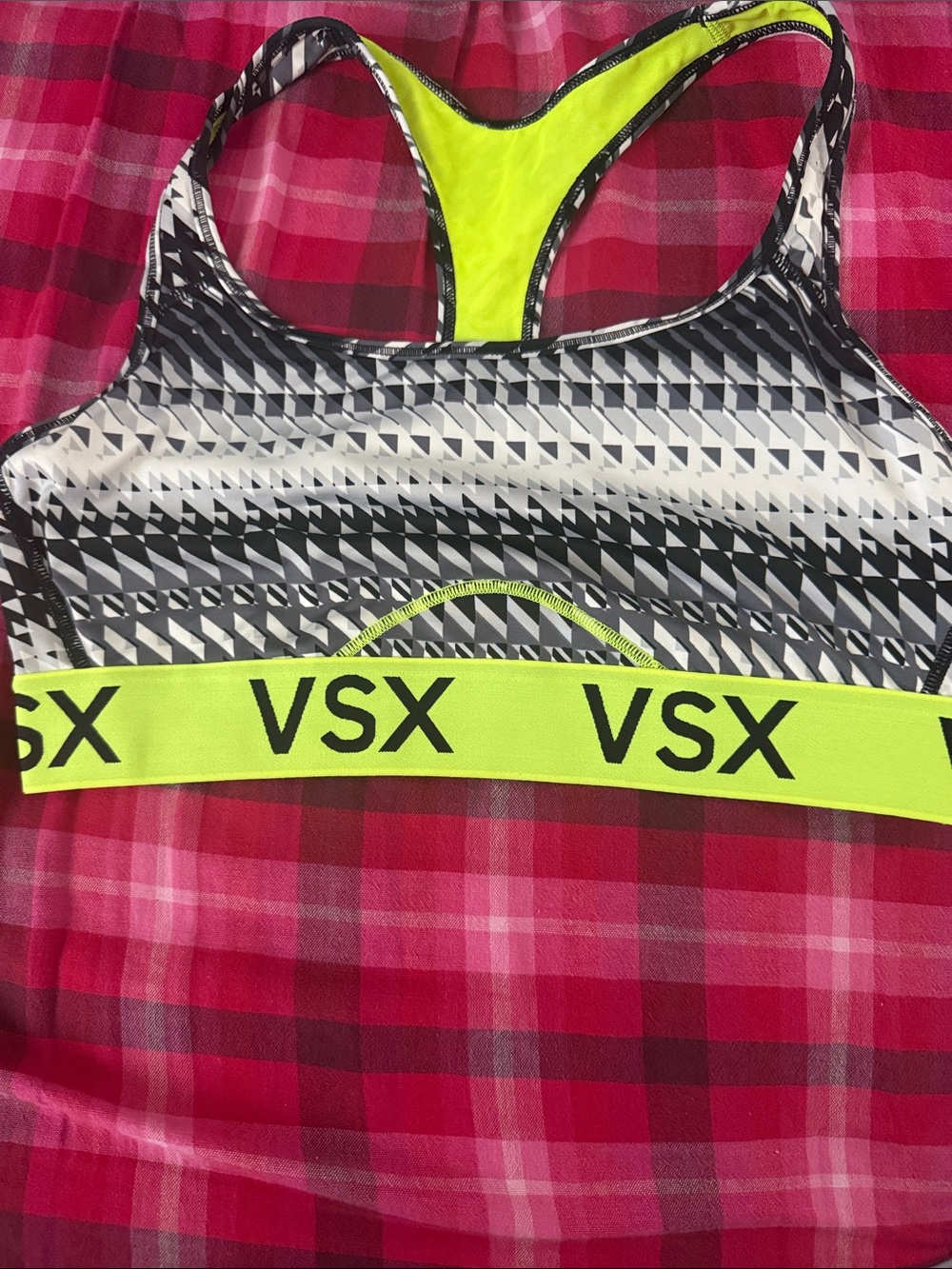 VSX Large Neon Yellow & Black Geometric Sports Bra